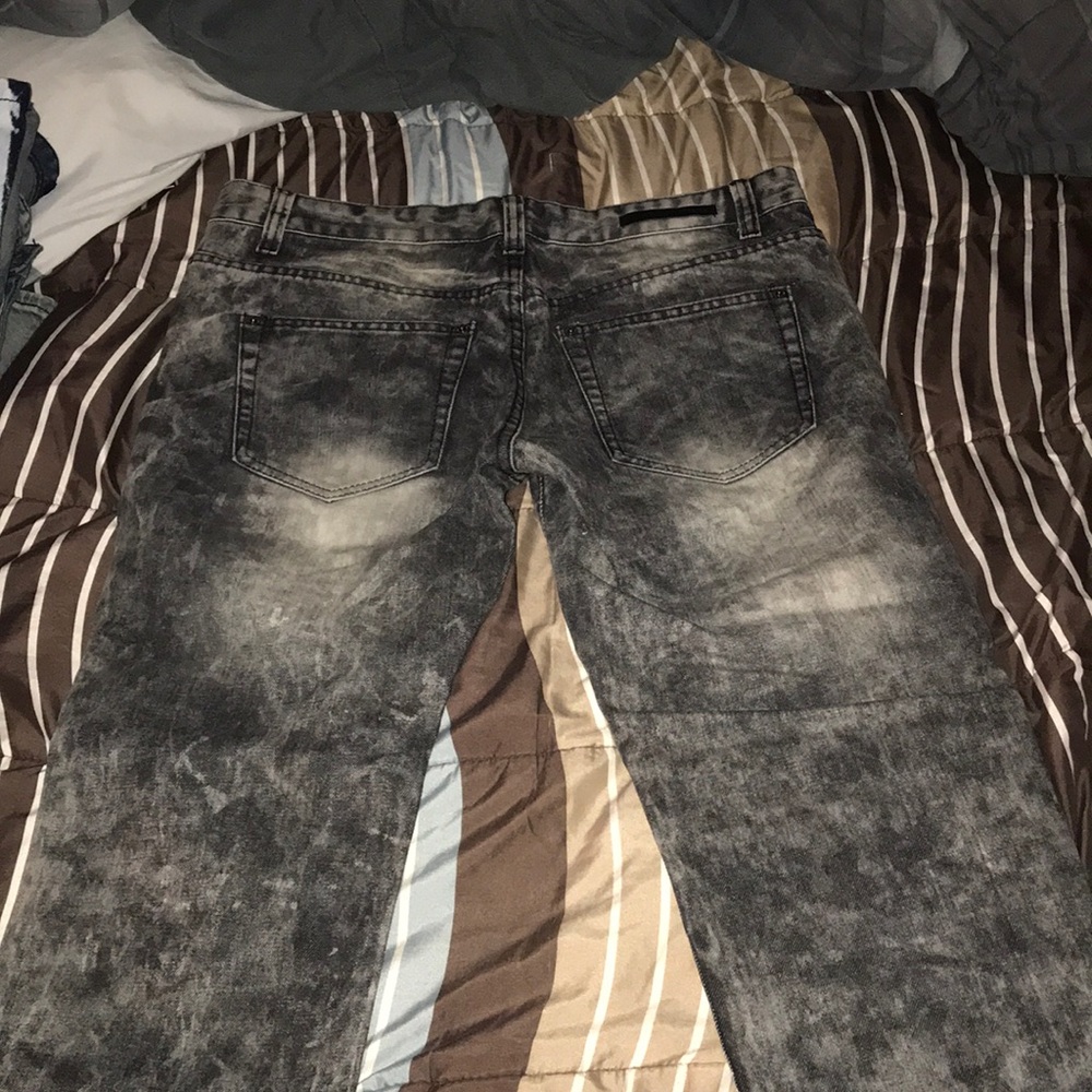 Jeans - Picture 3 of 3